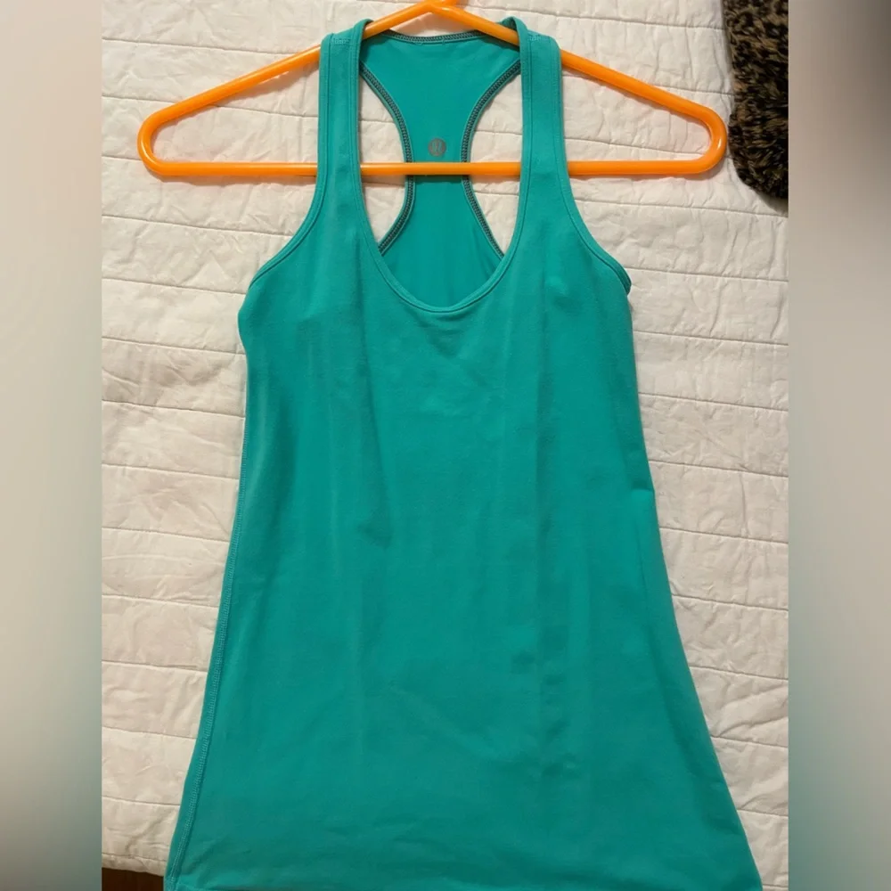 Lululemon size 4 light green tank top - Picture 4 of 4